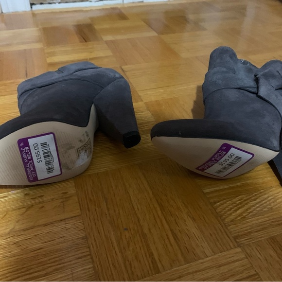 Nine West booties - Picture 4 of 4